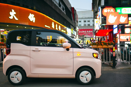 奇瑞QQ冰淇淋实力对比宏光MINI EV 安全更有保障