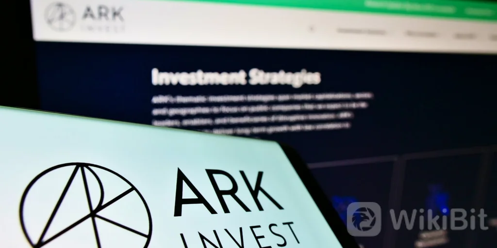 Cathie Wood 的 Ark Invest 出售 3.8 万美元的 Grayscale 股票，并抢购 5.6 万美元的区块